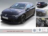 VW Golf, 1.5 VIII eTSI R-LINE, Jahr 2023 - Bayreuth