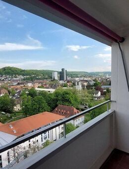 Helle 3-Zimmerwohnung mit fantastischem Ausblick über Lörrach mit Garagenstellplatz - Lörrach