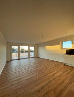 Traumhafte 3-Zimmer Wohnung, Balkon, Einbauküche, Tiefgaragenstellplatz - Crailsheim