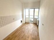 Wohnen im grünen, schöne 4-R-Wohnung mit BLK.3.OG ca.80,00m2 zu vermieten In MD -Stadtfeld Ost - Magdeburg