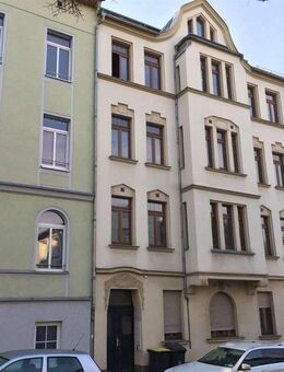 Schöne möblierte und geräumige 2 Zi.-Wohnung mit Balkon in zentraler Lage - Gera
