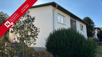 Ein tolles Angebot - Sehr gepflegtes Einfamilienhaus mit Garage