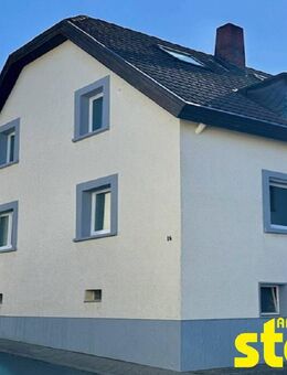 FREISTEHENDES 1-FAM.-HAUS MIT NEBENGEBÄUDE/WERKSTATT & GARAGE AUF GROßEM GRUND - Glattbach