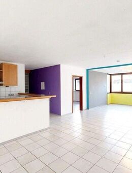 Ihr neues Zuhause:Helle 3-Zimmer-Wohnung mit offener Küche und Wohnbereich mit Wintergartencharakter - Altrip