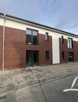 **Neubau ! Erdgeschosswohnung mit Terrasse - Neubaugebiet!** - Apen