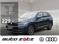 VW Tiguan, 1.5 TSI Life Life, Jahr 2022 - Landau (Pfalz)