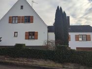 Gepflegtes, freistehendes Einfamilienhaus mit großem Garten, provisionsfrei - Bissingen