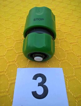 Wasserschlauch- Schnellanschluß Adapter mit Auto-Stop Ventil beim Gerätewechseln - Aachen