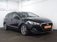 Hyundai i30 cw YES! Navi/Klima/Kamera/Tempo/LM/PDC/SpurH - Berlin