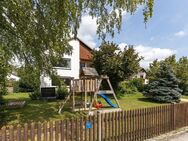 Provisionsfrei - Zweifamilienhaus mit großem Garten in bester Lage - Eichenau