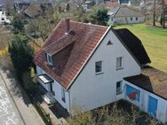 CHARMANTES EINFAMILIENHAUS MIT POTENZIAL - VIEL PLATZ, GROSSE STELLFLÄCHEN, GRÜNER GARTEN IN EHMEN! - Wolfsburg