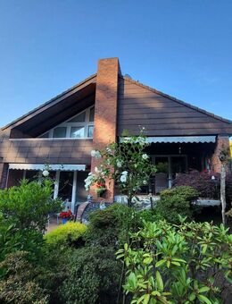 EFH m. ELGW, PV-Anlage u. Nebengebäuden in Kanallage im Seemannsort Barßel - Barßel