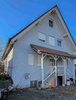 Freistehendes Einfamilienhaus mit Doppelgarage und großem Grundstück in Hausen/Steinfeld - Steinfeld (Bayern)