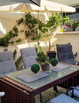 Obertshausen freistehendes 1-2 Familienhaus mit viel Wohnpotenzial, Ideal für die große Familie - Obertshausen