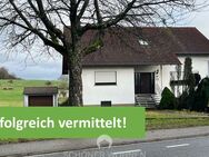 Losheim: Zweifamilienhaus am Ortsrand mit weitläufigem Grundstück - Losheim (See)