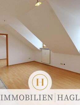 Gemütliche 2-Zimmer-Dachgeschosswohnung in Vaterstetten - Vaterstetten