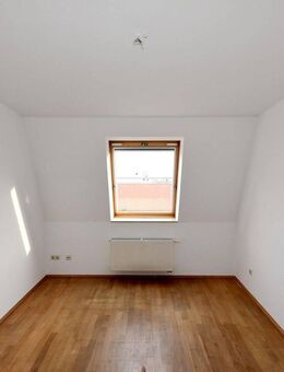 Regierungsviertel: Schöne 2-Raumwohnung nahe der Elbe, WB DG Links - Dresden