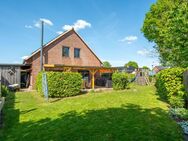 Saniertes Eigenheim mit Weitblick: Wärmepumpe & PV für nachhaltiges Wohnen - Kropp