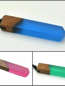 Halskette mit Holz Naturtein Anhänger Schmuck Herren Damen Blau Grün Rosa  13,90 €* - Villingen-Schwenningen