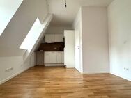 Charmante 1-Zimmer-Wohnung im Dachgeschoss - Erstbezug mit EBK und Duschbad - Halle (Saale)