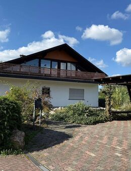 Geräumiges Einfamilienhaus mit Garten, Balkon & Loggia in Grävenwiesbach - Grävenwiesbach