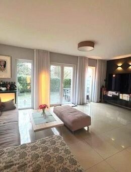 Bezugsfreie moderne DHH mit EBK und Sauna - Falkensee