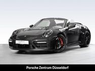 Porsche 992, 911 Carrera 4 GTS Cabrio, Jahr 2024 - Düsseldorf