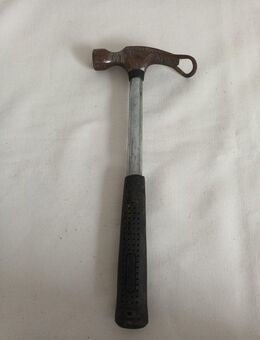 Hammer mit Flaschenöffner Feierabendhammer Partyartikel Partygag ca. 27cm lang - Essen