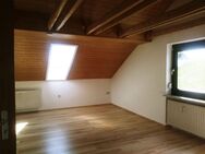 2,5 Zimmer-DG-Wohnung in Kirchdorf a.d.Amper - Kirchdorf (Amper)