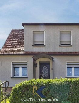 Schnuckeliges Einfamilienhaus mit Hof und Garage in Großenehrich - Großenehrich