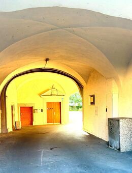 Mit Potential ! 2-Familienhaus im Klosterhof Zell ! - Zell (Main)