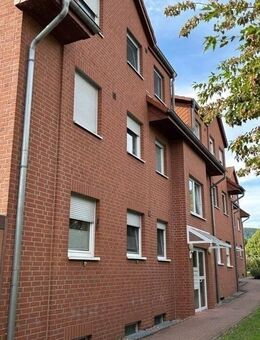 Modern in ruhiger Lage und schönem Ausblick - Springe