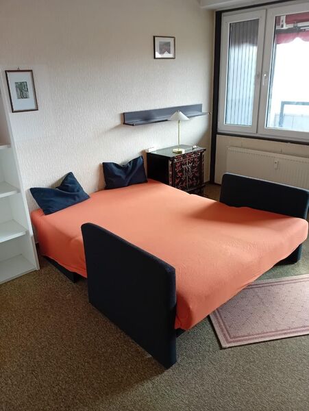 Zentrales & möbliertes WG-Zimmer – Kurzzeitmiete (1–3 Monate, Verlängerung möglich) - Karlsruhe Zentrum