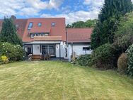 Saniertes Doppelhaus mit zwei Wohneinheiten, Garage und Garten zu verkaufen. Eigentumsgrundstück! - Osnabrück