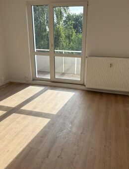 2Raumwohnung mit Balkon in ruhiger Lage! - Bad Dürrenberg