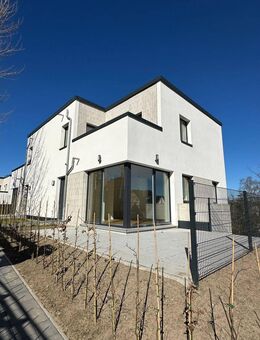 Grosse DHH mit 5 Zimmern - Malente