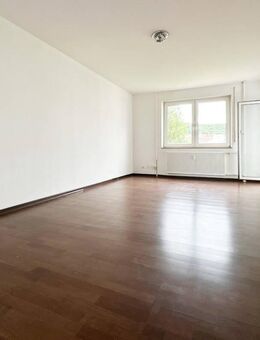 Helle 2 Zimmer Wohnung mit Balkon und perfekter Anbindung in Gerlingen - Gerlingen