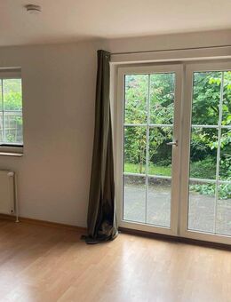 Für 1 Person: 1 Zimmer Terrassenwohnung - Wedel