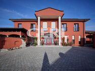 Exklusive Villa mit hochwertiger Ausstattung und Einliegerwohnung - Hunderdorf