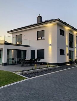 Musterhausbesichtigung in Heltersberg, Tag der offenen Tür - Winnweiler