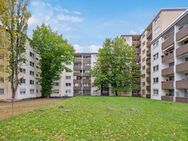 vermietete Wohnung mit Balkon und TG-Stellplatz nach Wunsch - Köln