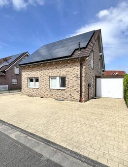 Freistehendes Einfamilienhaus in begehrter Wohnlage in Marl-Hüls mit vielen Extras - Marl (Nordrhein-Westfalen)