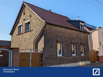 Freistehendes EFH mit sonnigem Grundstück