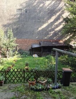 # BERLIN FLAIR # (KLEINE) 4-ZIMMER-WOHNUNG IN DER KRÄMPFERVORSTADT SUCHT NEUE MIETER !!! # - Erfurt