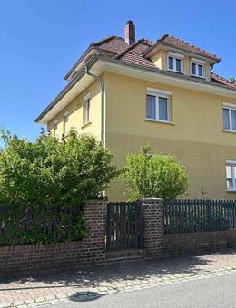 In der Stadt leben, im Grünen entspannen - vielseitiges Wohnhaus für Generationen - Neustadt (Coburg)