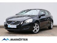 Volvo V60, 1.2 D3 Momentum 0026, Jahr 2011 - Bielefeld