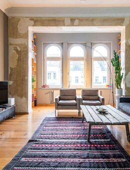 Kapitalanlage im Herzen von Prenzlauer Berg - 111 m² Jugendstil-Altbau mit zwei Südwest-Balkonen - Berlin