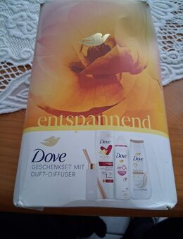 Biete eine Neue Geschenkpackung von Dove - Essen