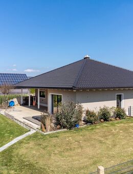 Neuwertiger, exklusiver Bungalow in Fellheim b. Memmingen! - Fellheim