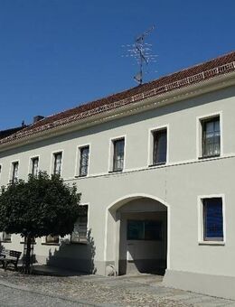 Mehrzweckhaus mit Gewerbefläche, Wohnungen und großzügigem Parkbereich - Kamenz